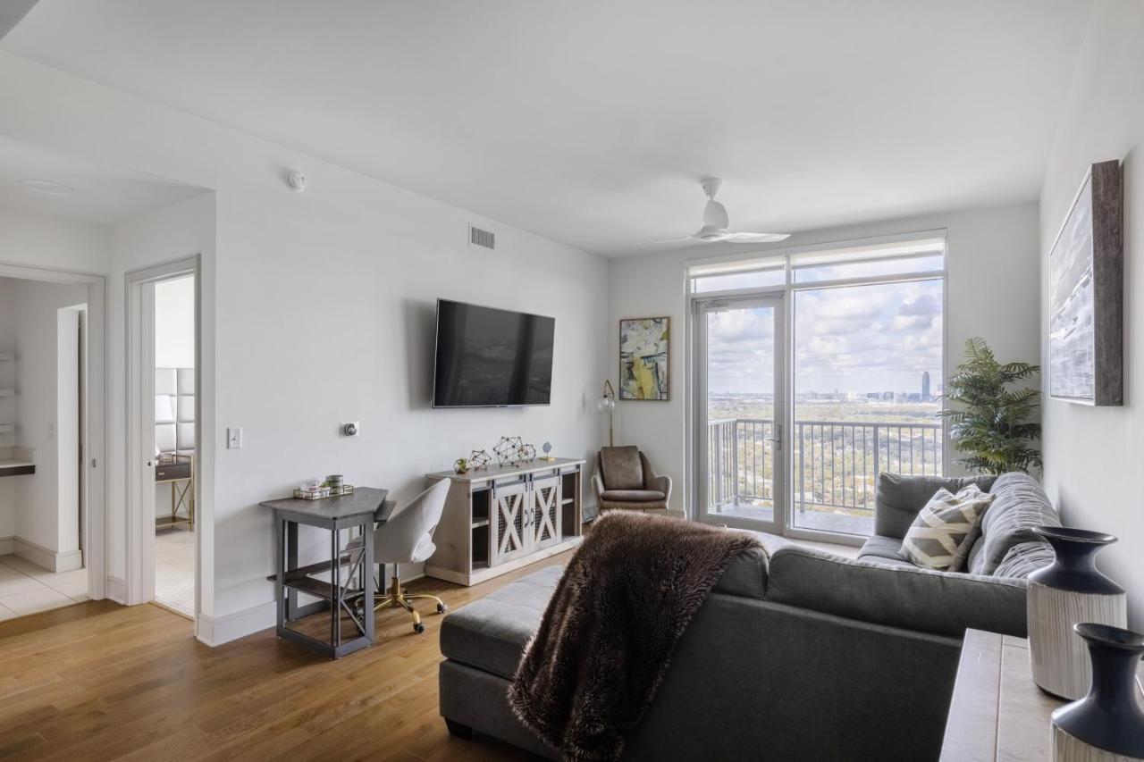 Medcenter Vacation Glasspad Skyline Views, 1 Free Prking Spot, Sleeps 4, Ask For Rental Car Option Houston Eksteriør billede